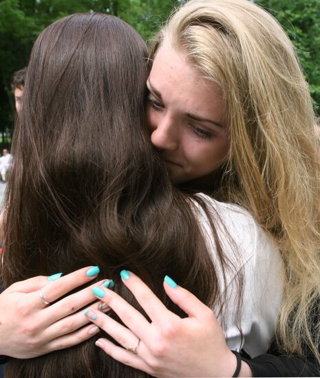 Event in memory of perished children held in Donetsk on June 1