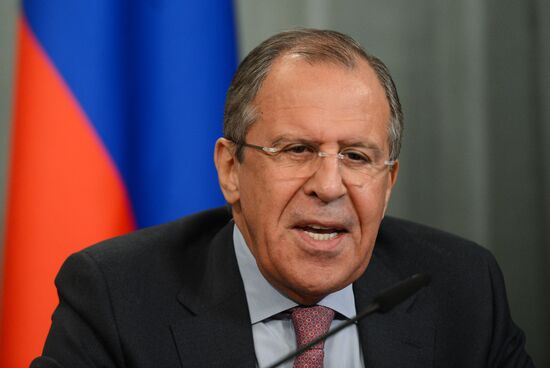 Russian Foreign Minister Servei Lavrov meets with his Italian counterpart Paolo Gentiloni