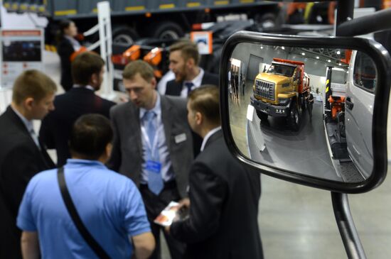 GAZ Group presents its inventions at Construction Equipment and Technologies - 2015 exhibition