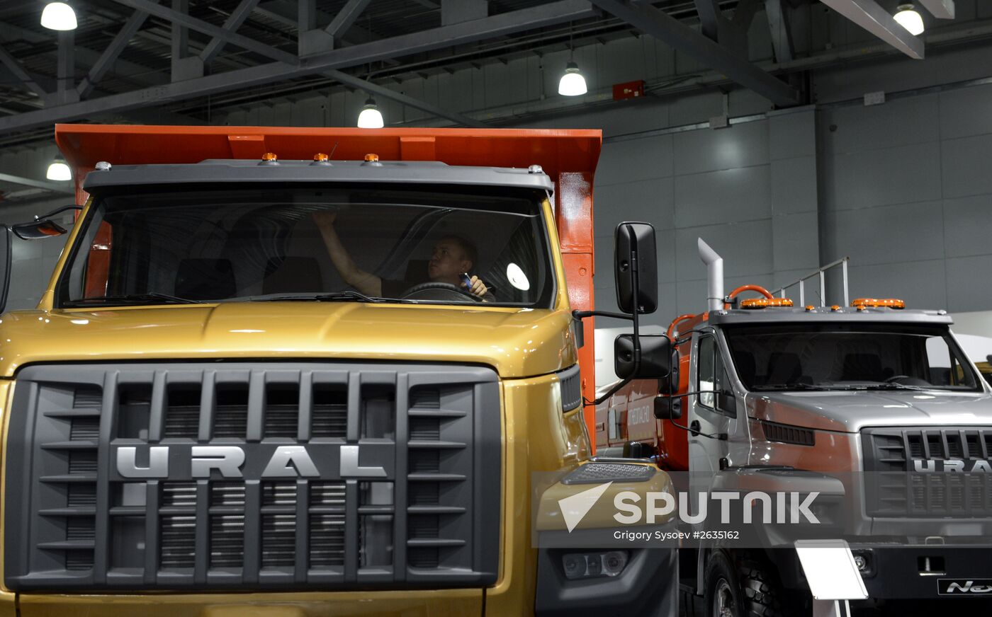 GAZ Group presents its inventions at Construction Equipment and Technologies - 2015 exhibition