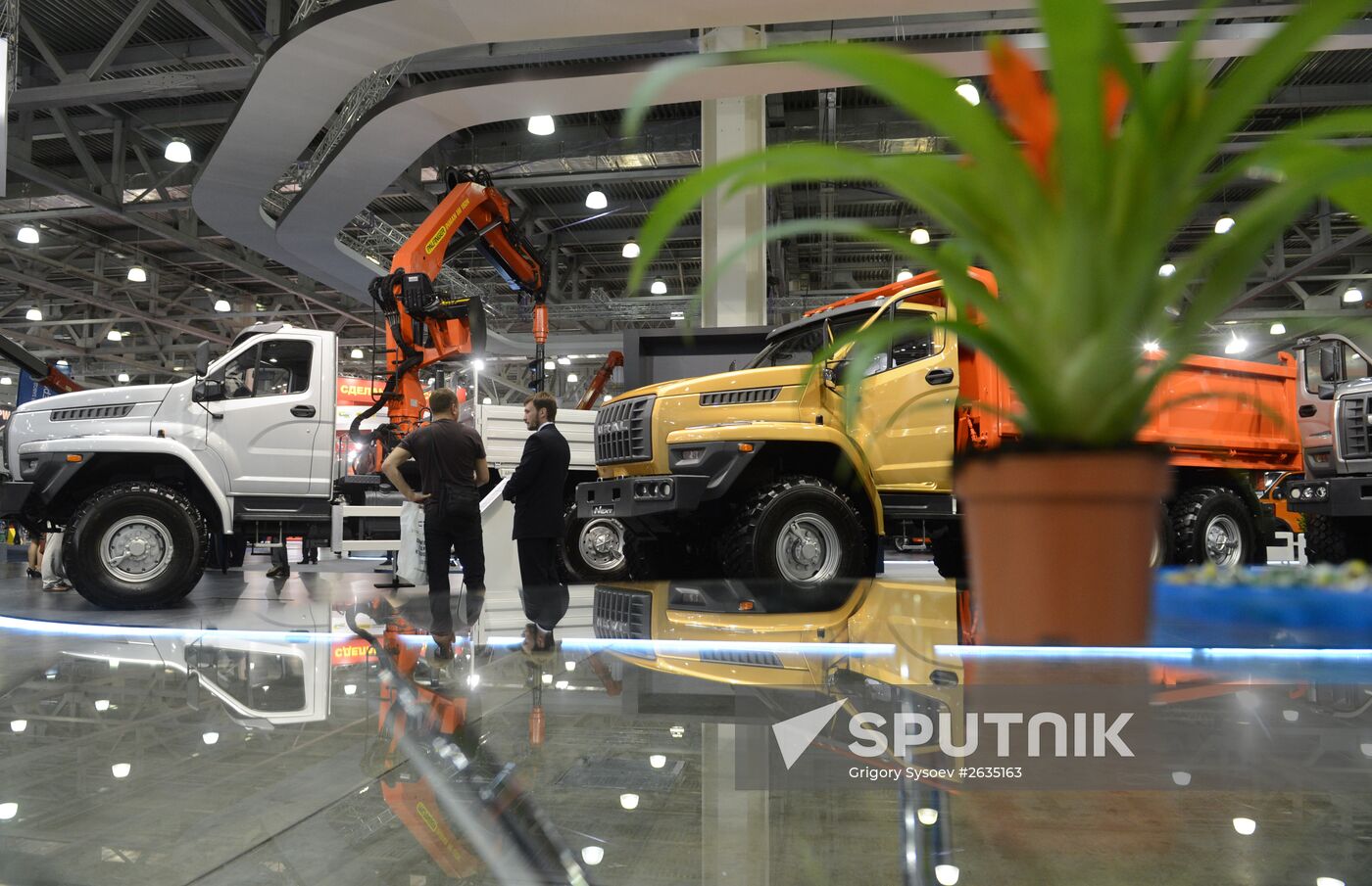 GAZ Group presents its inventions at Construction Equipment and Technologies - 2015 exhibition