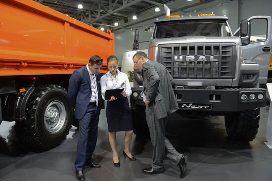 GAZ Group presents its inventions at Construction Equipment and Technologies - 2015 exhibition