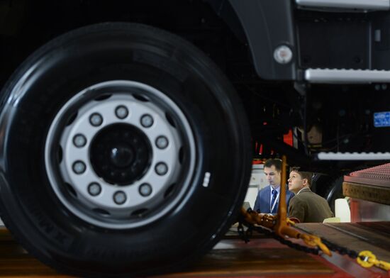 GAZ Group presents its inventions at Construction Equipment and Technologies - 2015 exhibition