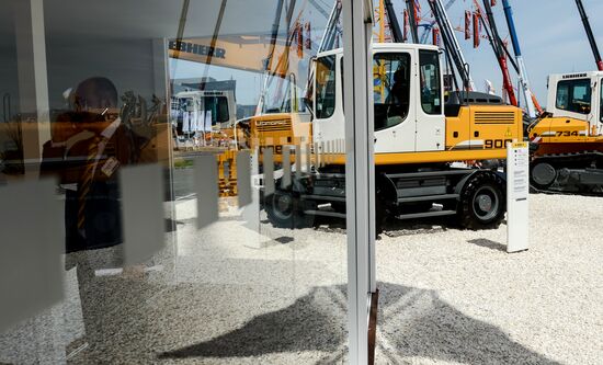 GAZ Group presents its inventions at Construction Equipment and Technologies - 2015 exhibition