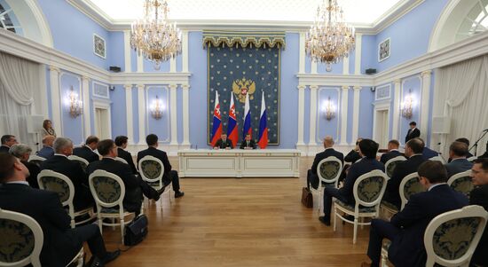 Russian Prime Minister Dmitry Medvedev meets with Slovak Prime Minister Robert Fico