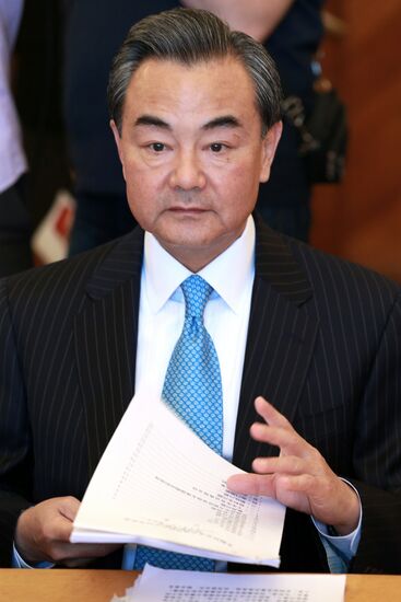 Russian FM Sergey Lavrov meets Chinese FM Wang Yi