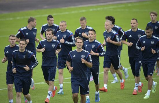 Football. Russian national team holds training session