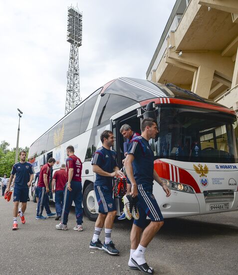 Football. Russian national team holds training session
