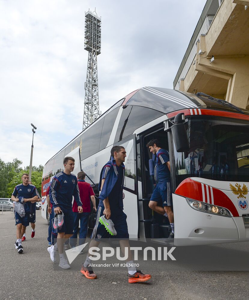 Football. Russian national team holds training session
