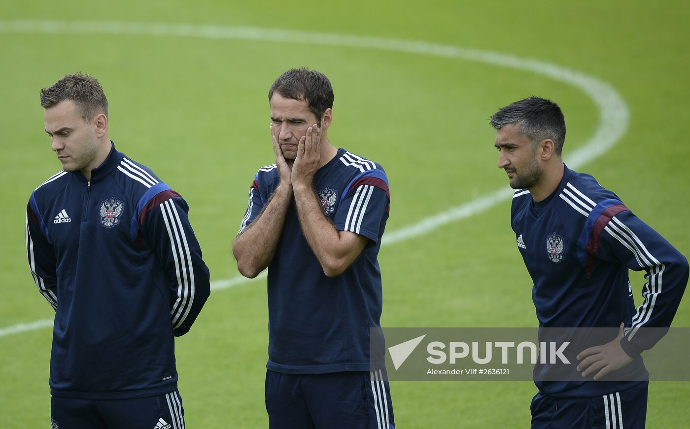Football. Russian national team holds training session