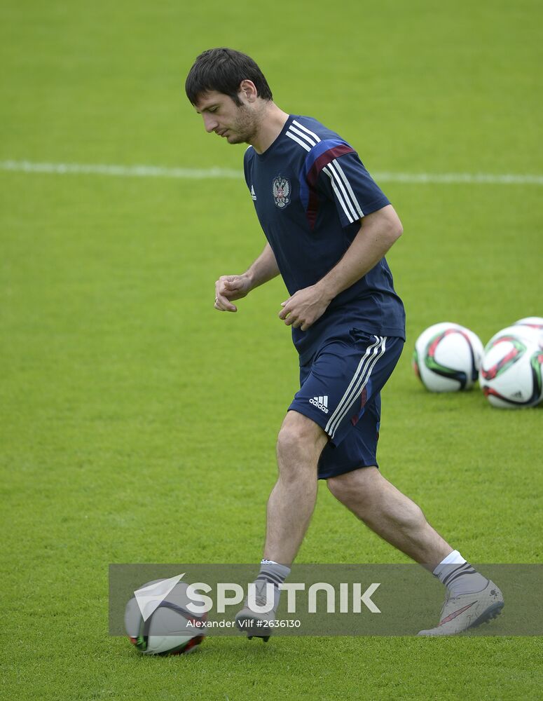 Football. Russian national team holds training session