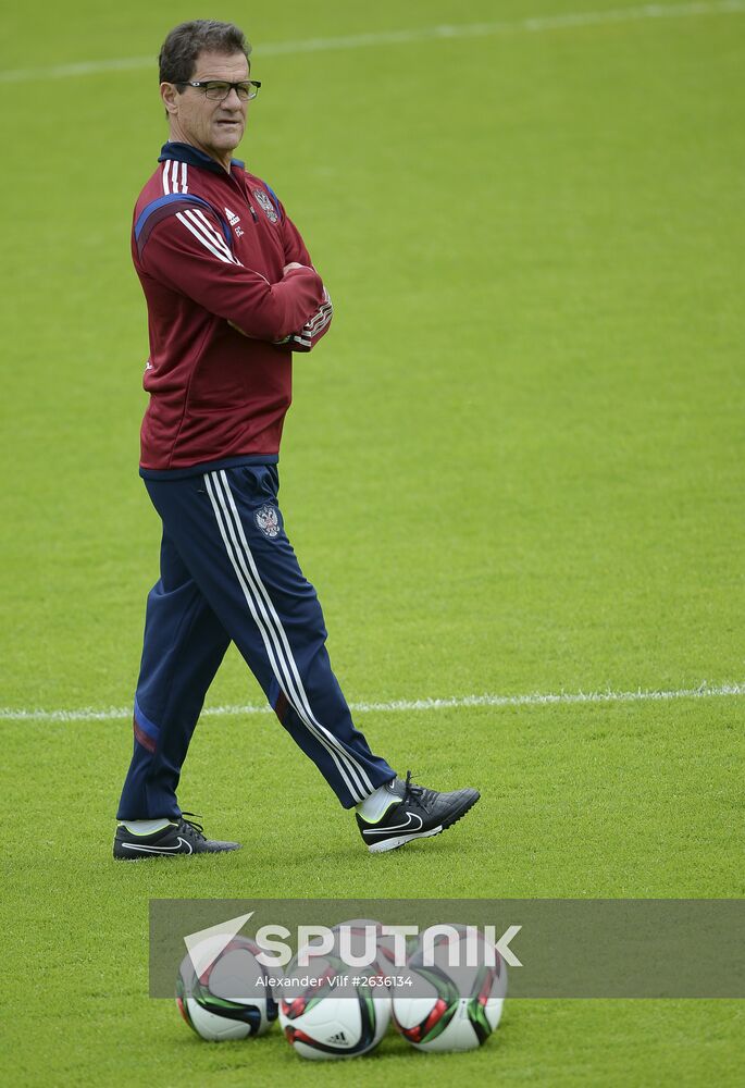 Football. Russian national team holds training session