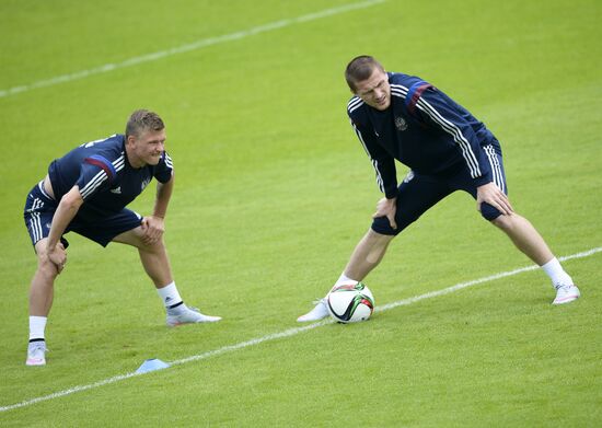 Football. Russian national team holds training session