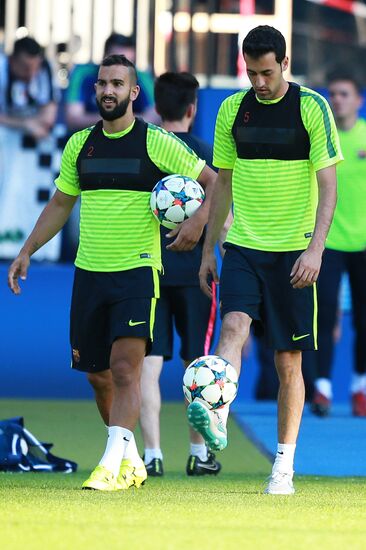 UEFA Champions League. FC Barcelona holds training session