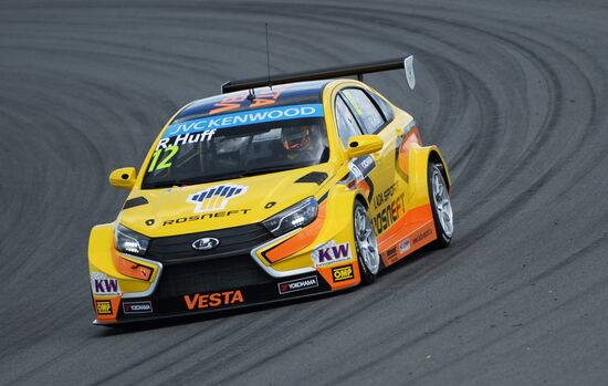 WTCC 2015. Round 5. Day One