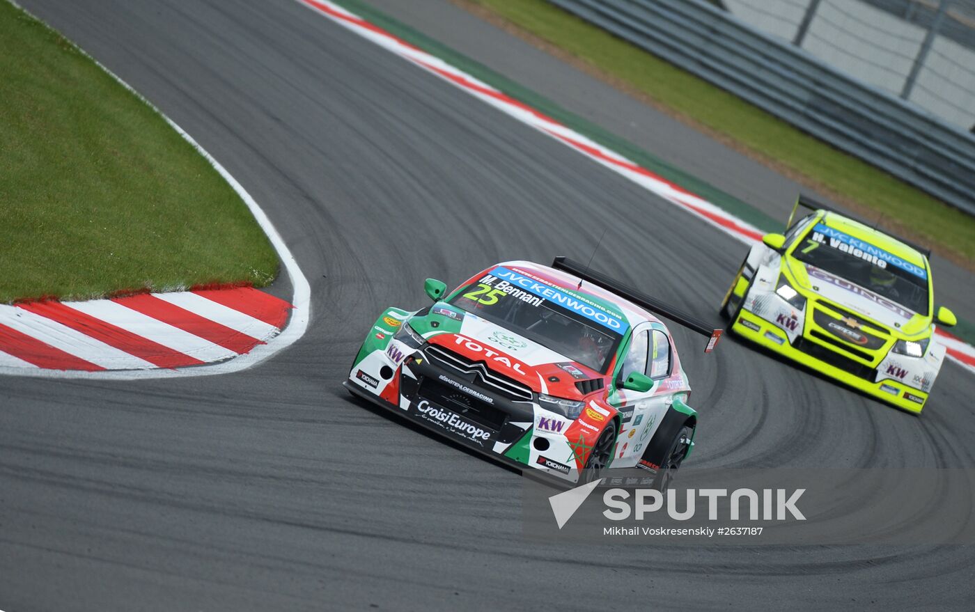 WTCC 2015. Round 5. Day One