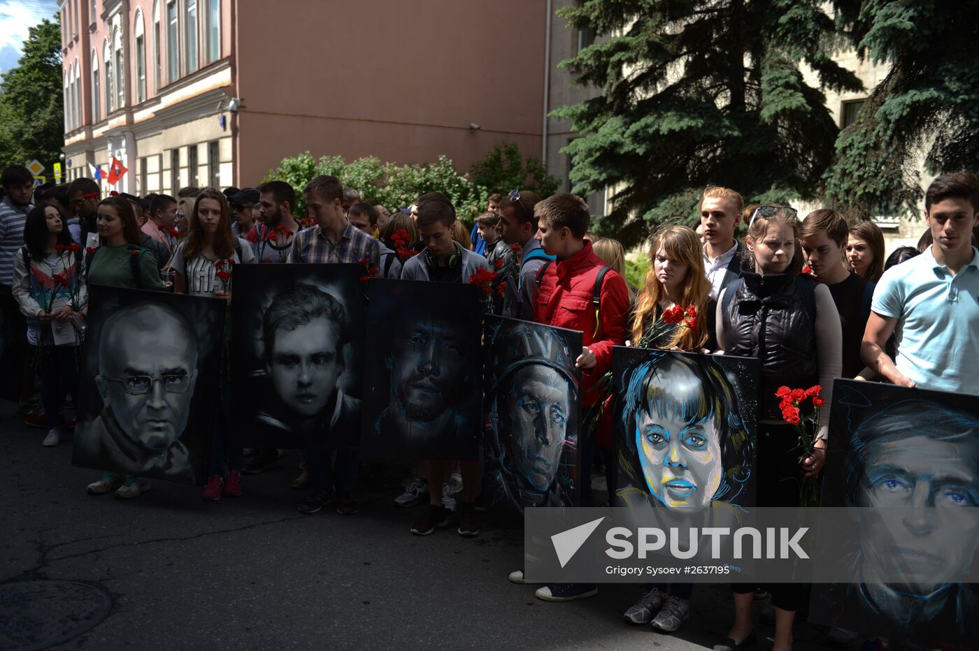 Memorial for journalists who died covering the war in Ukraine's east