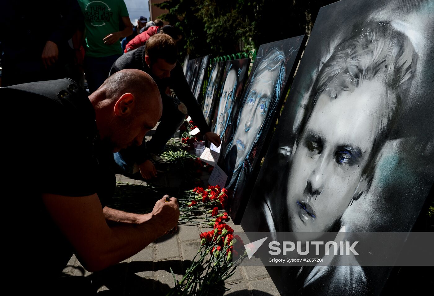Memorial for journalists who died covering the war in Ukraine's east