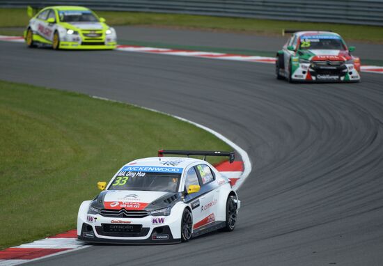 WTCC 2015. Round 5. Day One