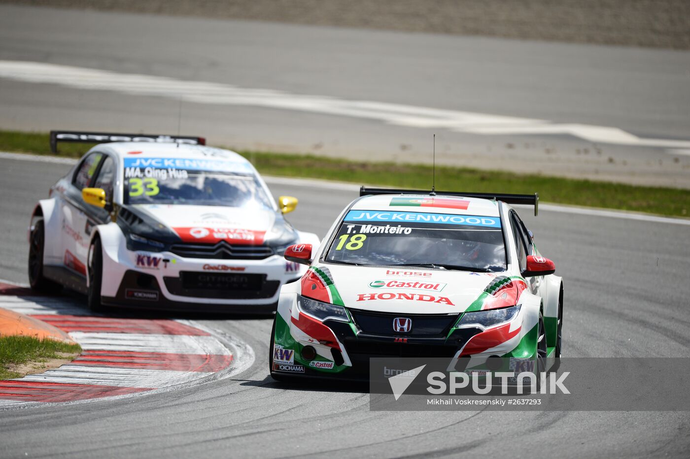 WTCC 2015. Round 5. Day One