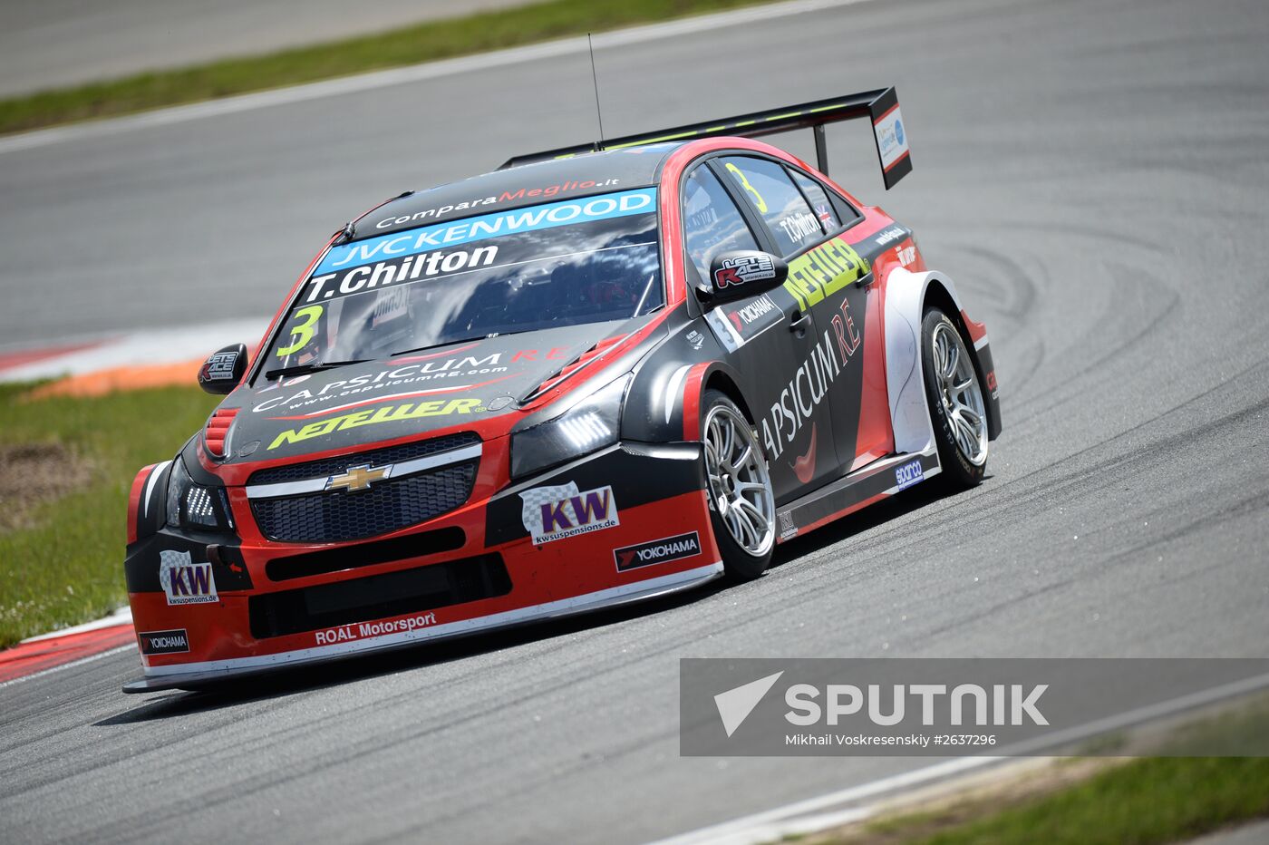 WTCC 2015. Round 5. Day One