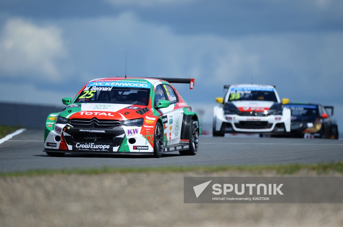 WTCC 2015. Round 5. Day One