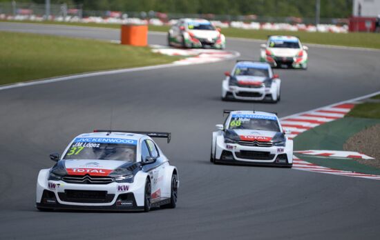 WTCC 2015. Round 5. Day One