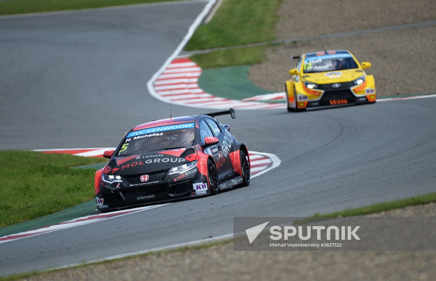WTCC 2015. Round 5. Day One
