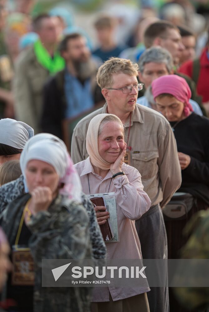 Velikaya River religious procession in Kirov Region