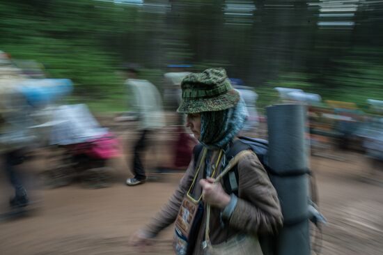 Velikaya River religious procession in Kirov Region