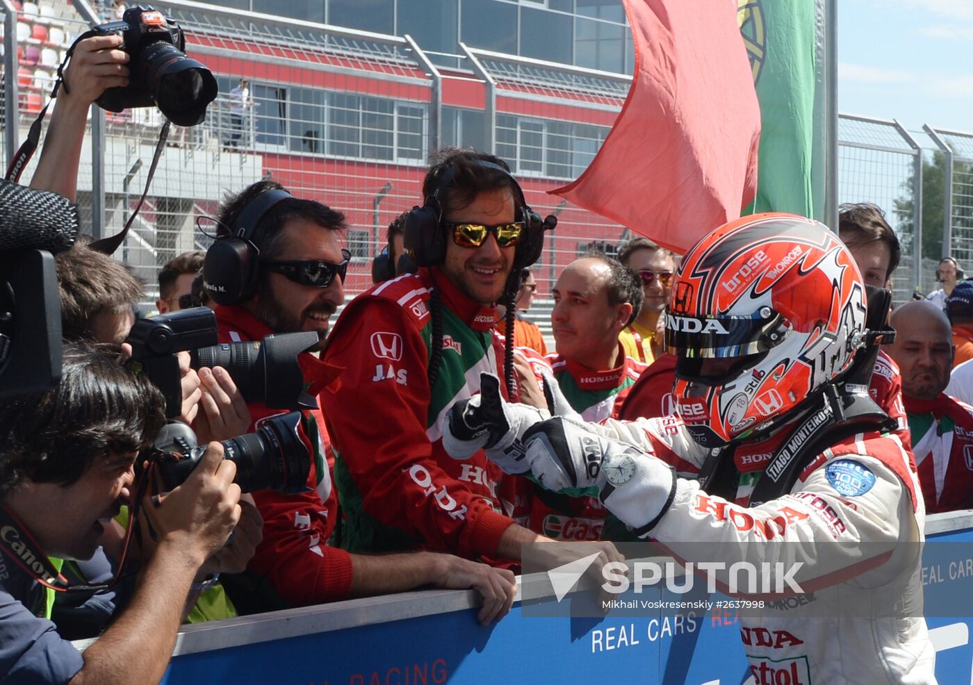 WTCC 2015. Round 5. Day Two