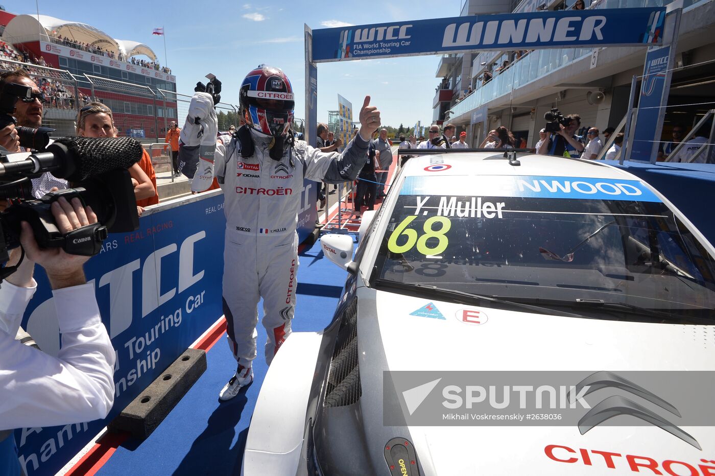 WTCC 2015. Round 5. Day Two