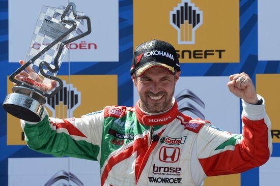 WTCC 2015. Round 5. Day Two