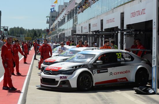 WTCC 2015. Round 5. Day Two