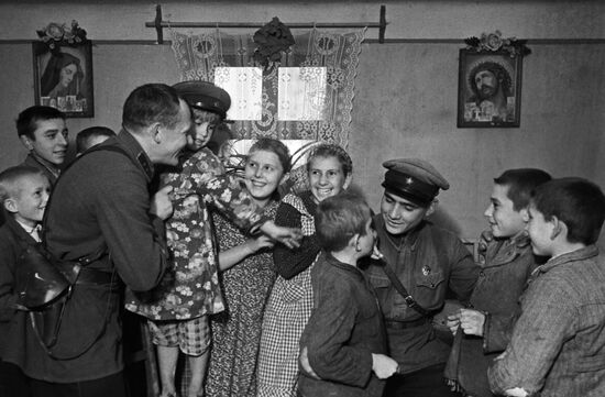 Western Ukraine becomes part of USSR