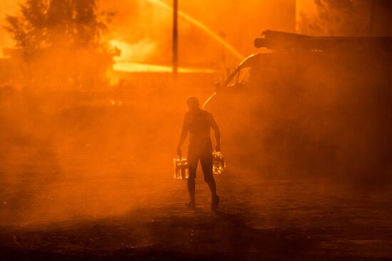 Fire at oil tank farm in Kiev Region