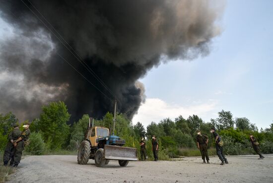 Fire at petroleum storage base in Kiev Region