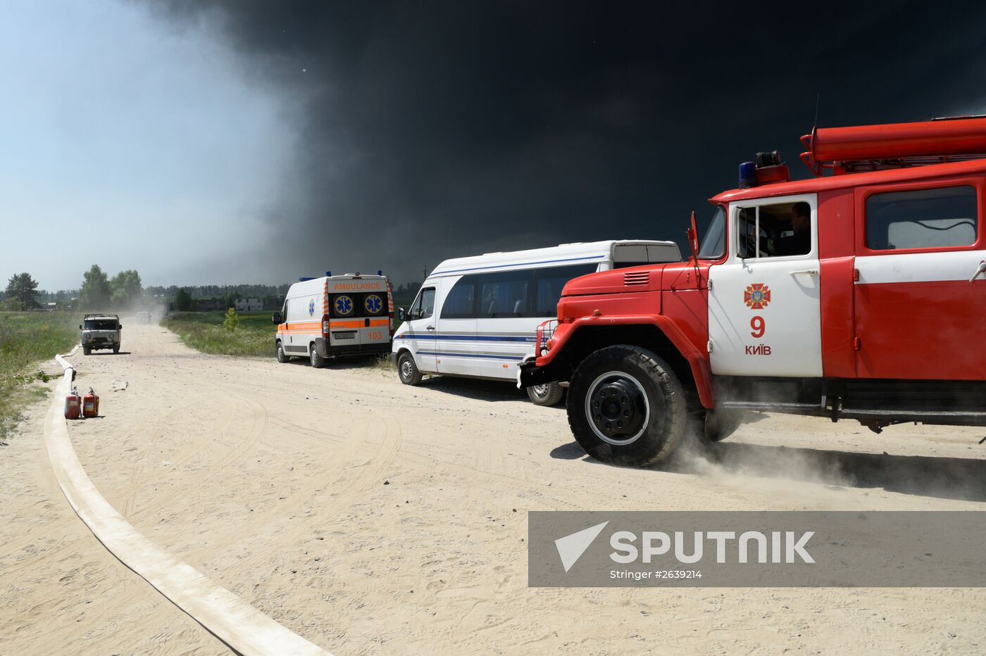 Fire at oil tank farm in Kiev Region