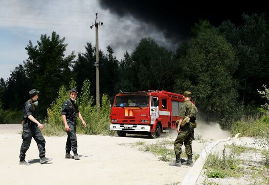 Fire at oil tank farm in Kiev Region