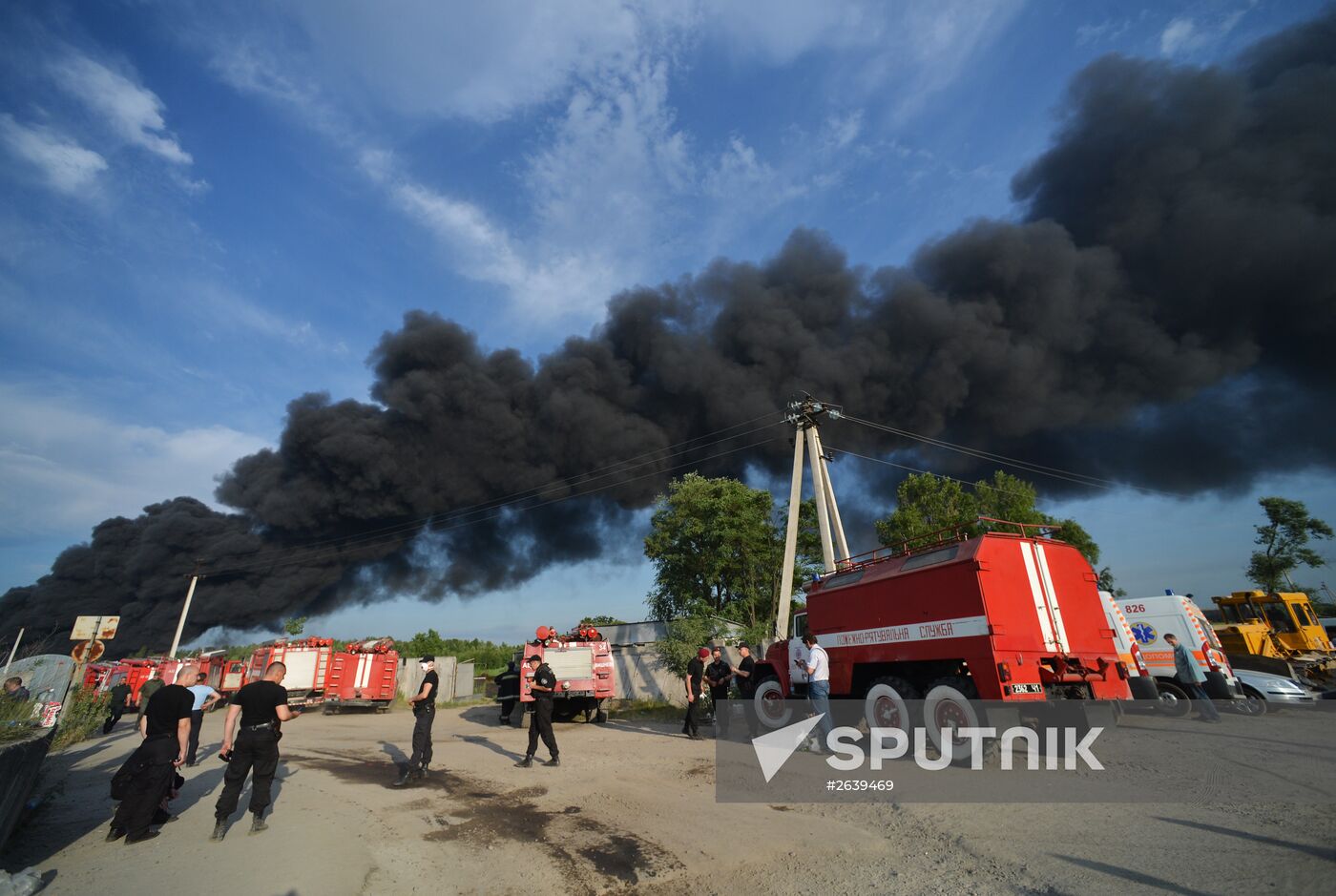 Fire at petroleum storage base in Kiev Region