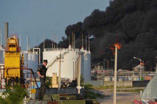 Fire at petroleum storage base in Kiev Region