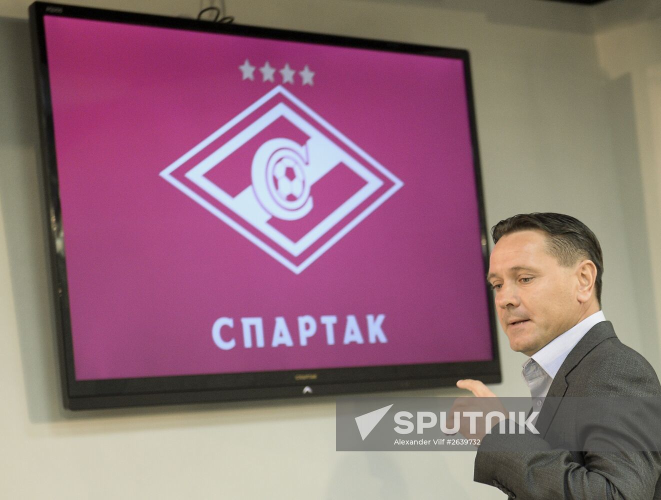 Introduction of new FC Spartak head coach
