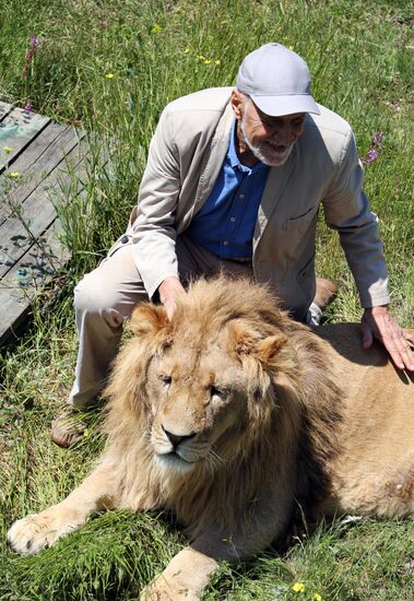 Nikolai Drozdov on set of Animal World at Taigan Safari Park in Crimea