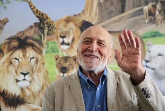 Nikolai Drozdov on set of Animal World at Taigan Safari Park in Crimea