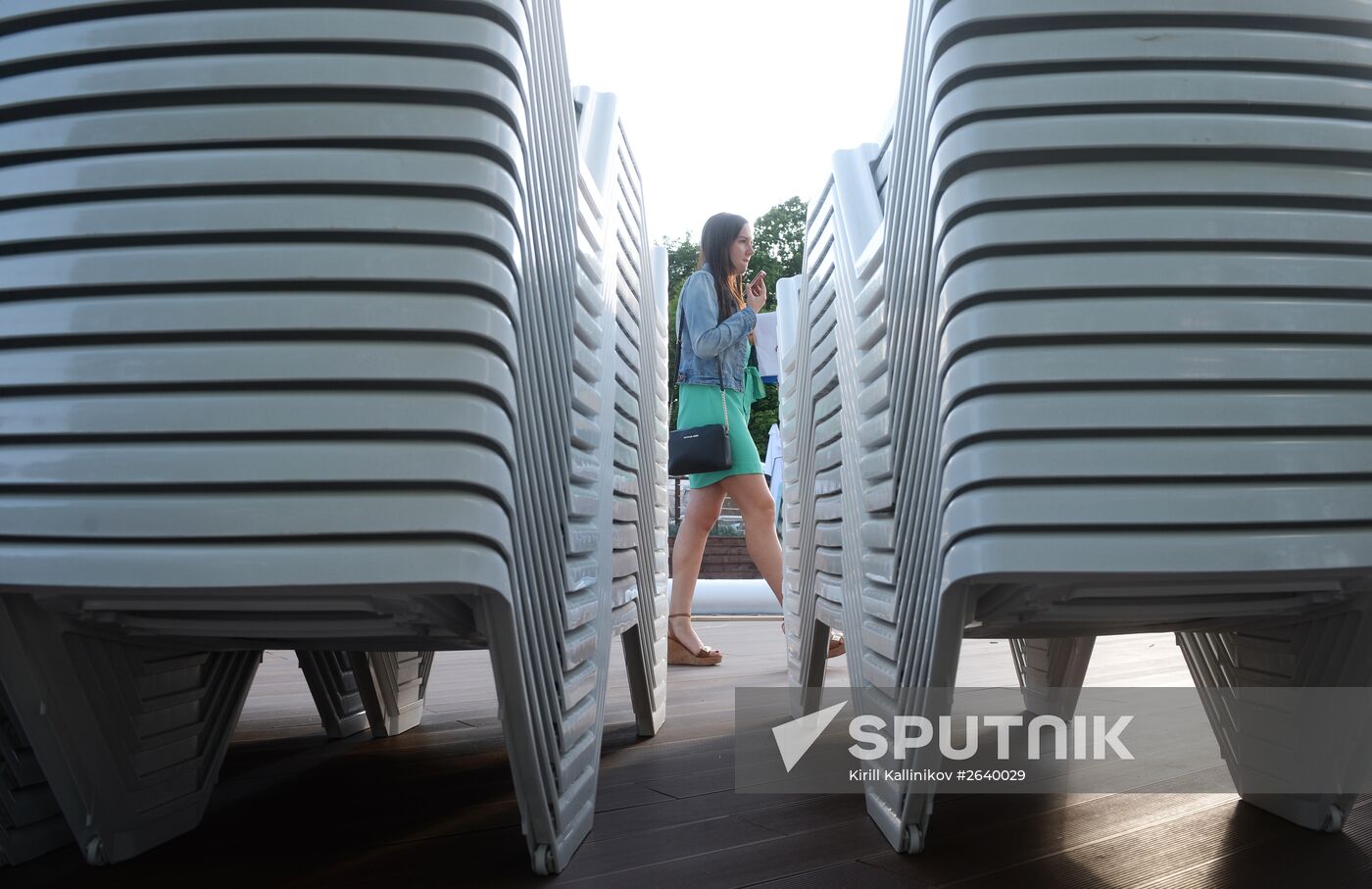 Preparations for the opening of the Port at VDNKh city beach