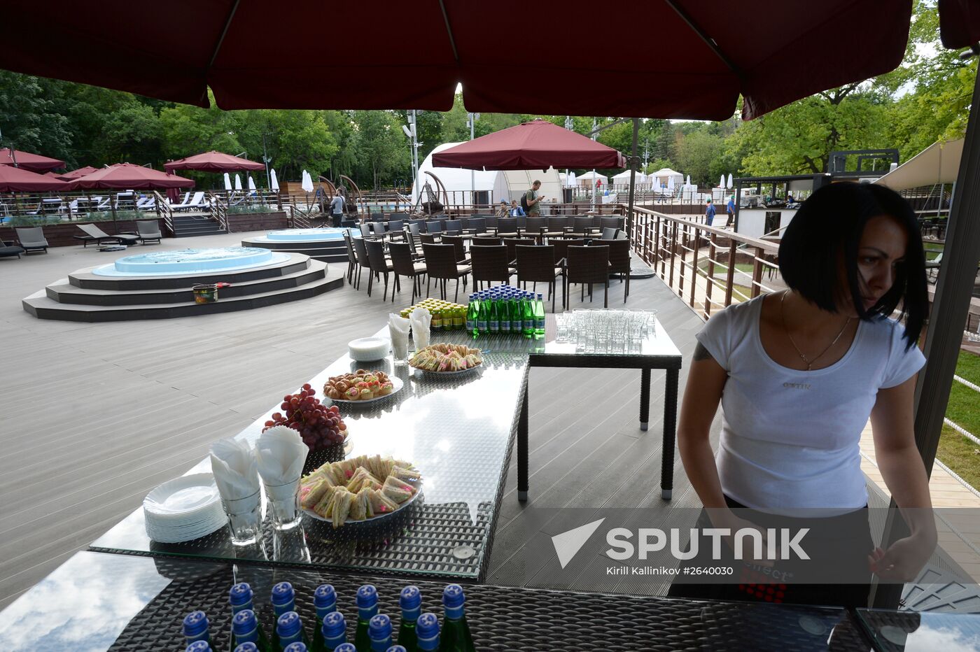 Preparations for the opening of the Port at VDNKh city beach