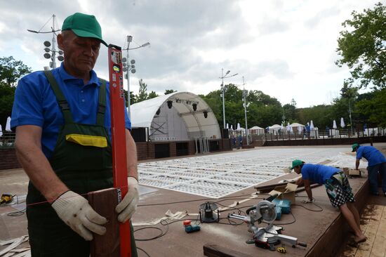 Preparations for the opening of the Port at VDNKh city beach