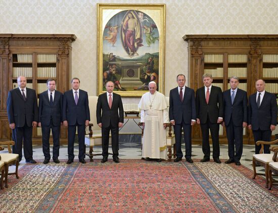 Russian President Vladimir Putin visits Italy