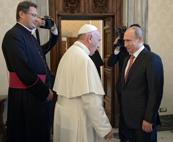 Russian President Vladimir Putin visits Italy