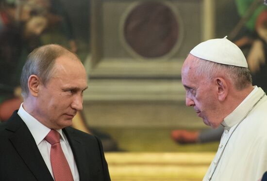 Russian President Vladimir Putin visits Italy